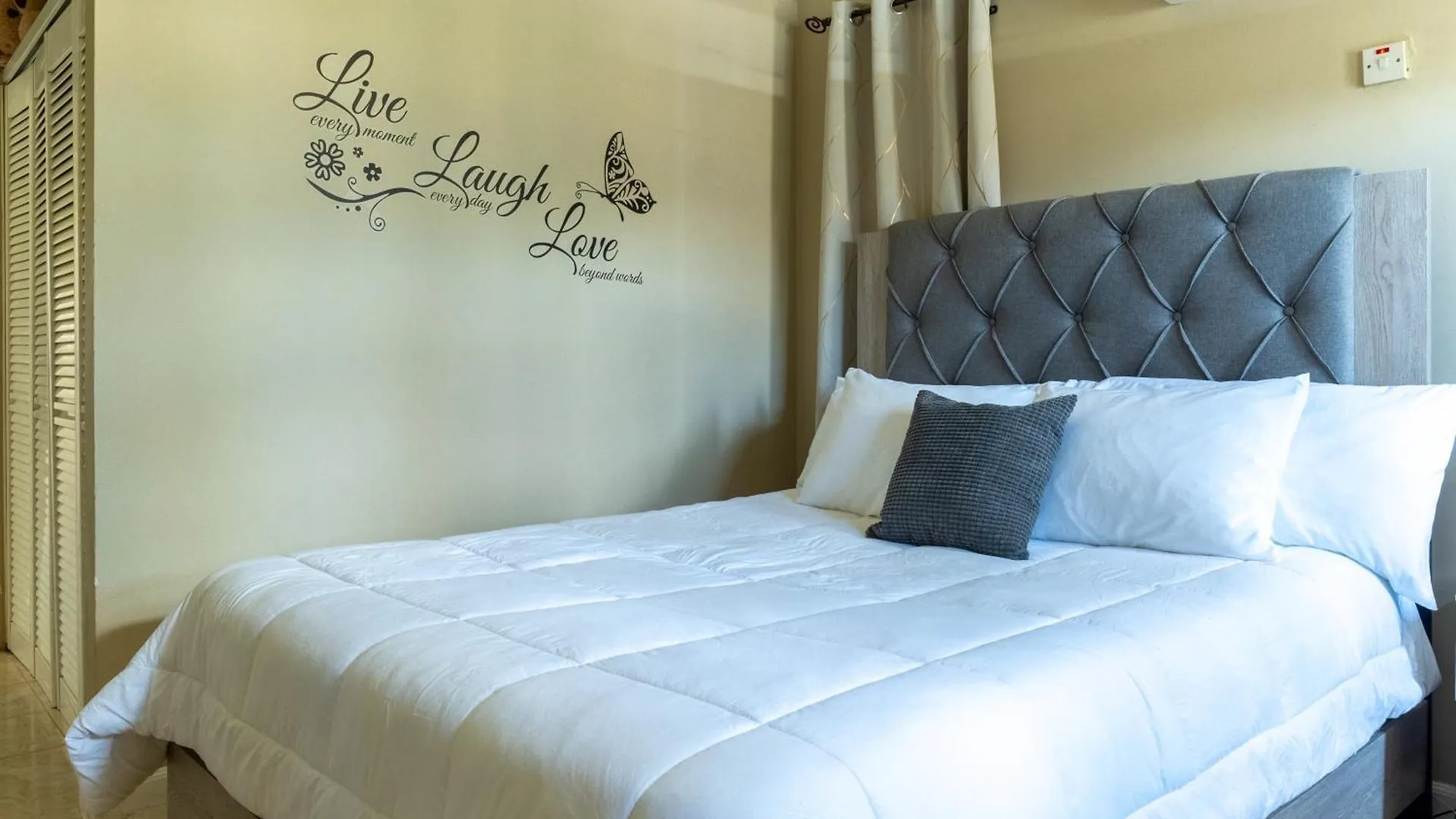 Cisland Experience Villa Montego Bay Jamaica
